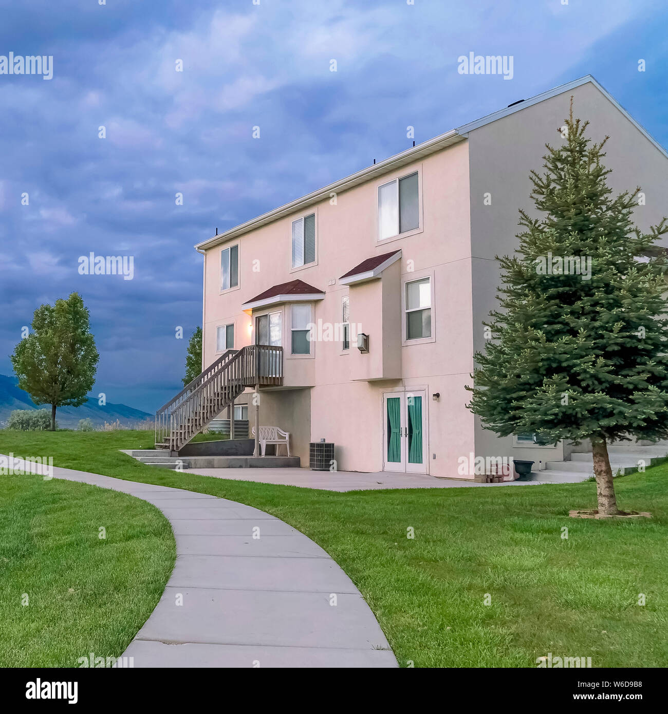 Square grassy field pathway hi-res stock photography and images - Alamy