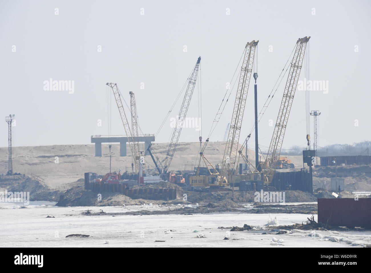 The Sino-Russian highway bridge to link trading cities of Blagoveshchensk and Heihe is under construction in Heihe city, northeast China's Heilongjian Stock Photo