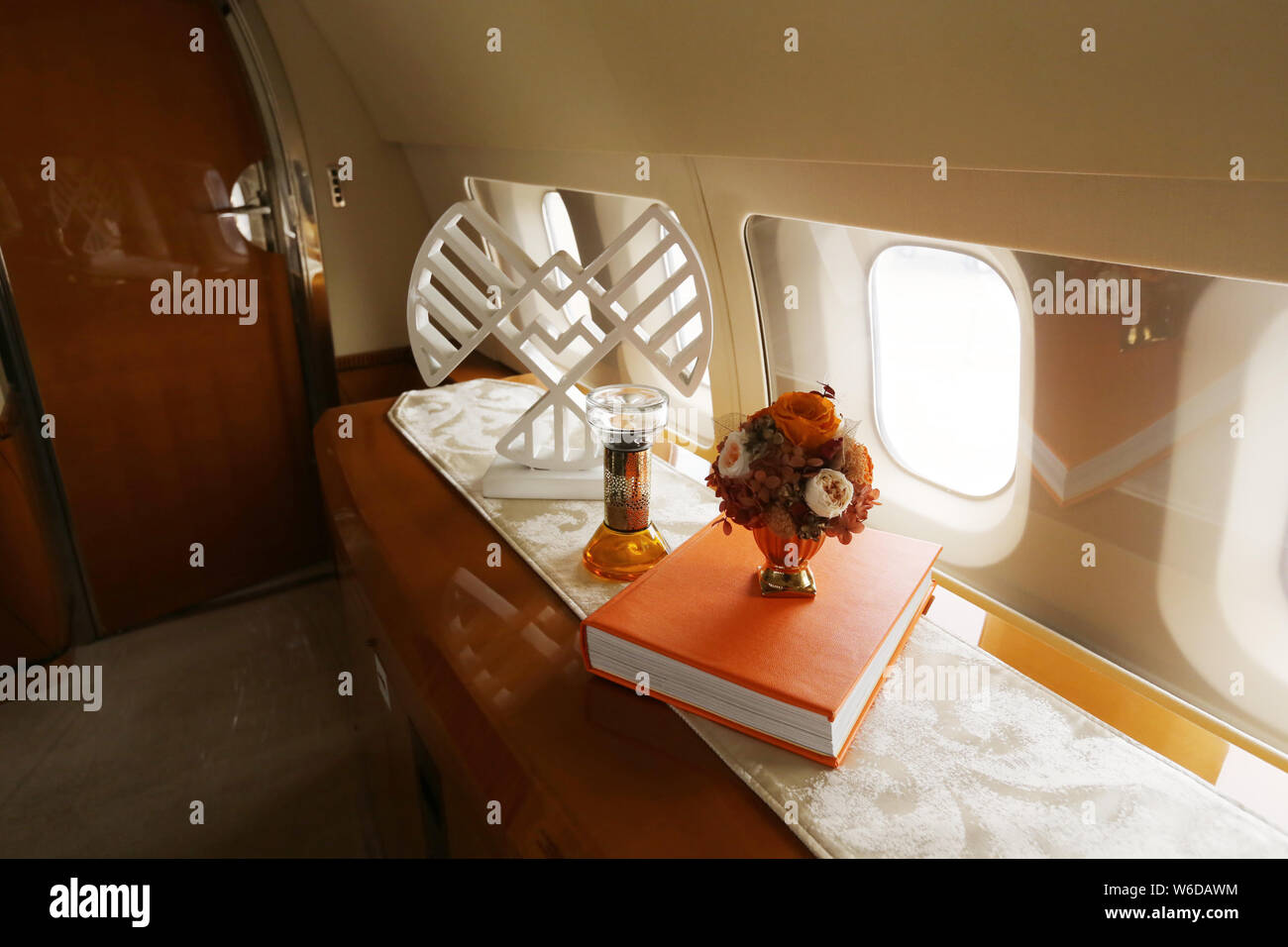 Discover 123+ private 737 interior latest