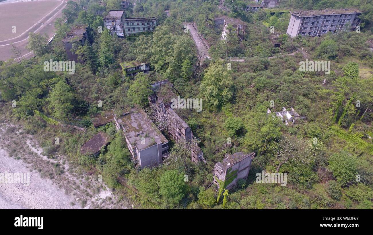 Fertilizer plant hires stock photography and images Alamy
