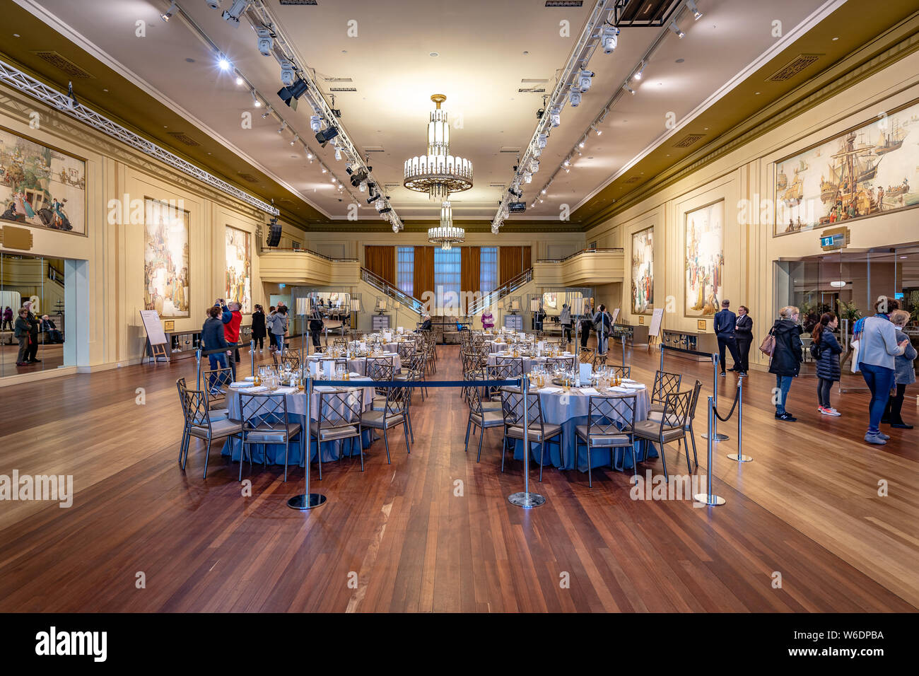 Melbourne, Australia Myer Mural Hall Stock Photo Alamy