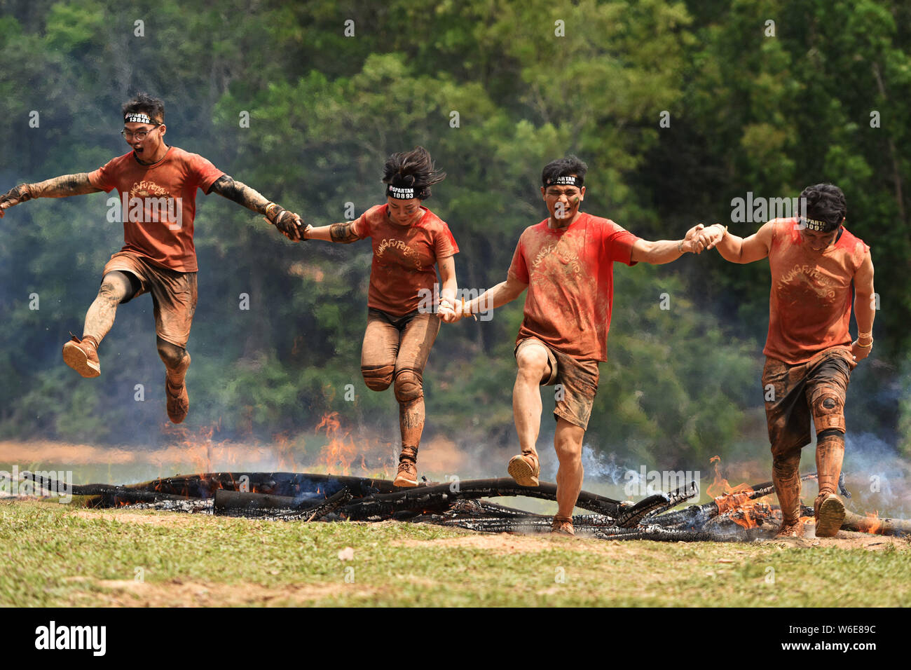 Spartan race hi-res stock photography and images - Page 3 - Alamy