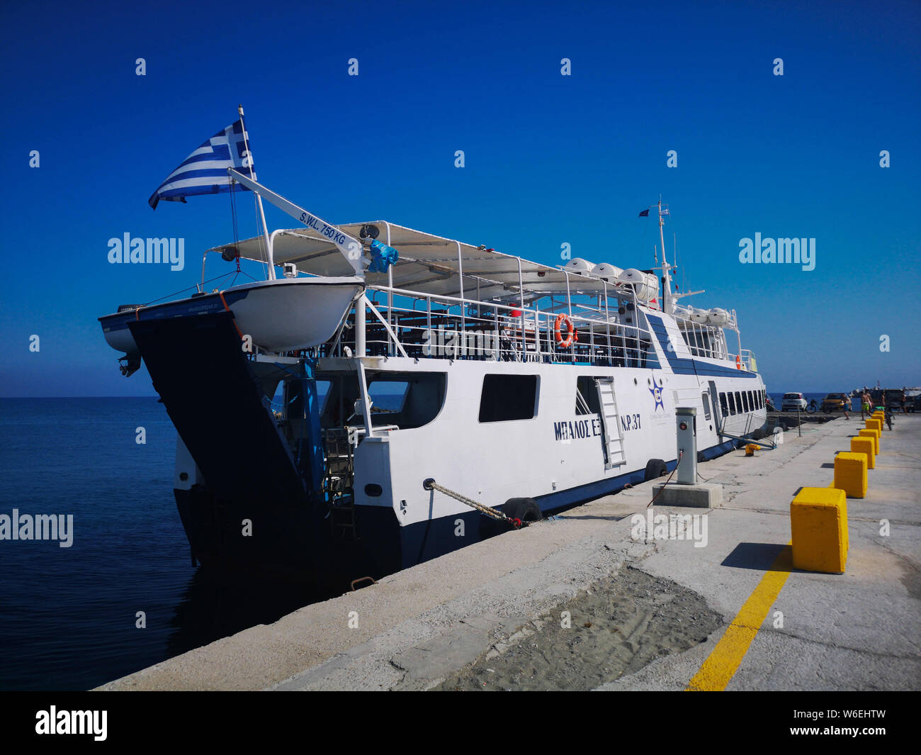 June 12, 2019: The harbour in Heraklion with the Venetian fortress Credit: Abdelwaheb Omar/IMAGESLIVE/ZUMA Wire/Alamy Live News Stock Photo