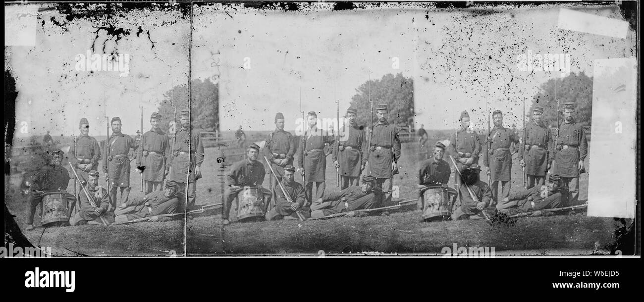 Group Of 2nd Infantry Black and White Stock Photos & Images - Alamy