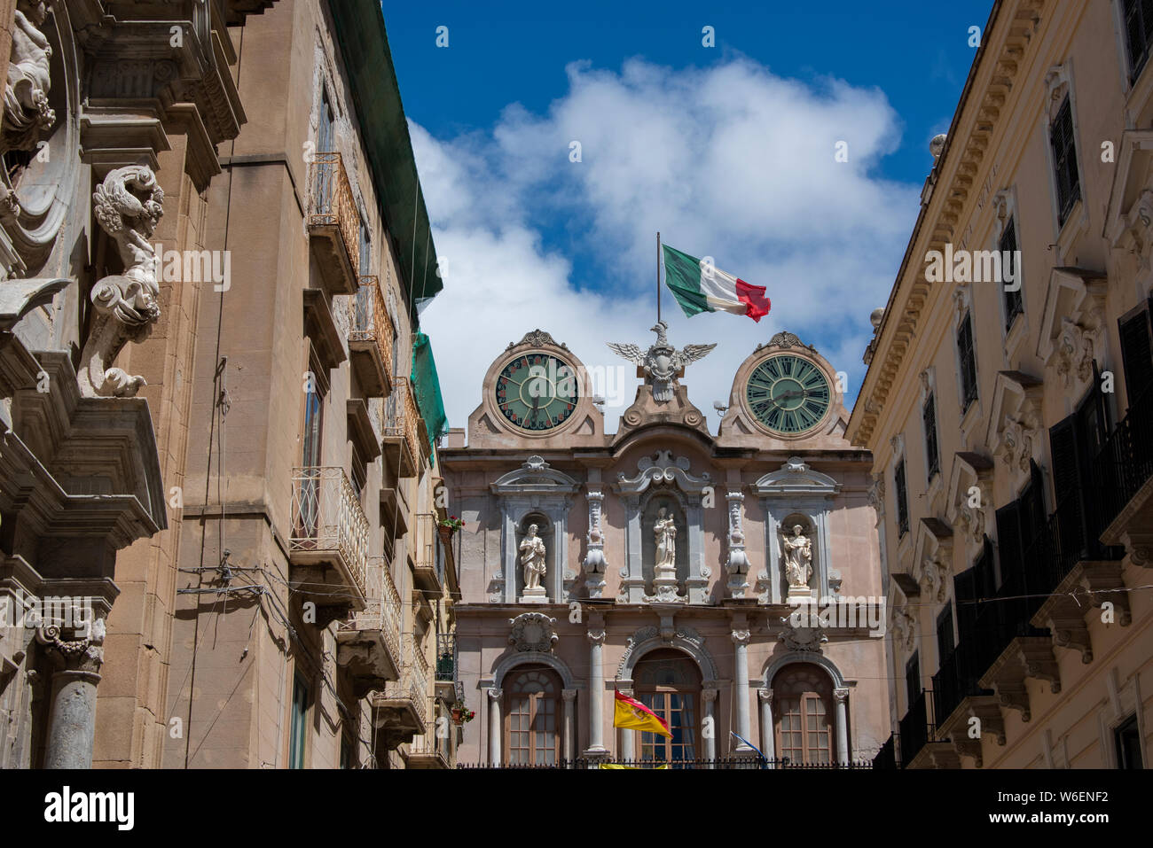 Italy, Sicily, Trapani. Palazzo Senatorio Trapani, Senate Hall or Palazzo Cavarretta. 15th century Baroque style twin clock tower. Stock Photo