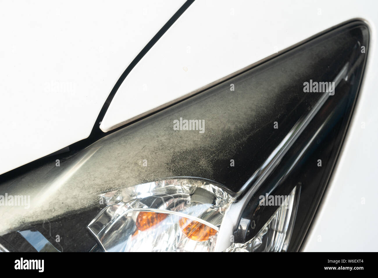 Plastic headlight restoration hires stock photography and images Alamy
