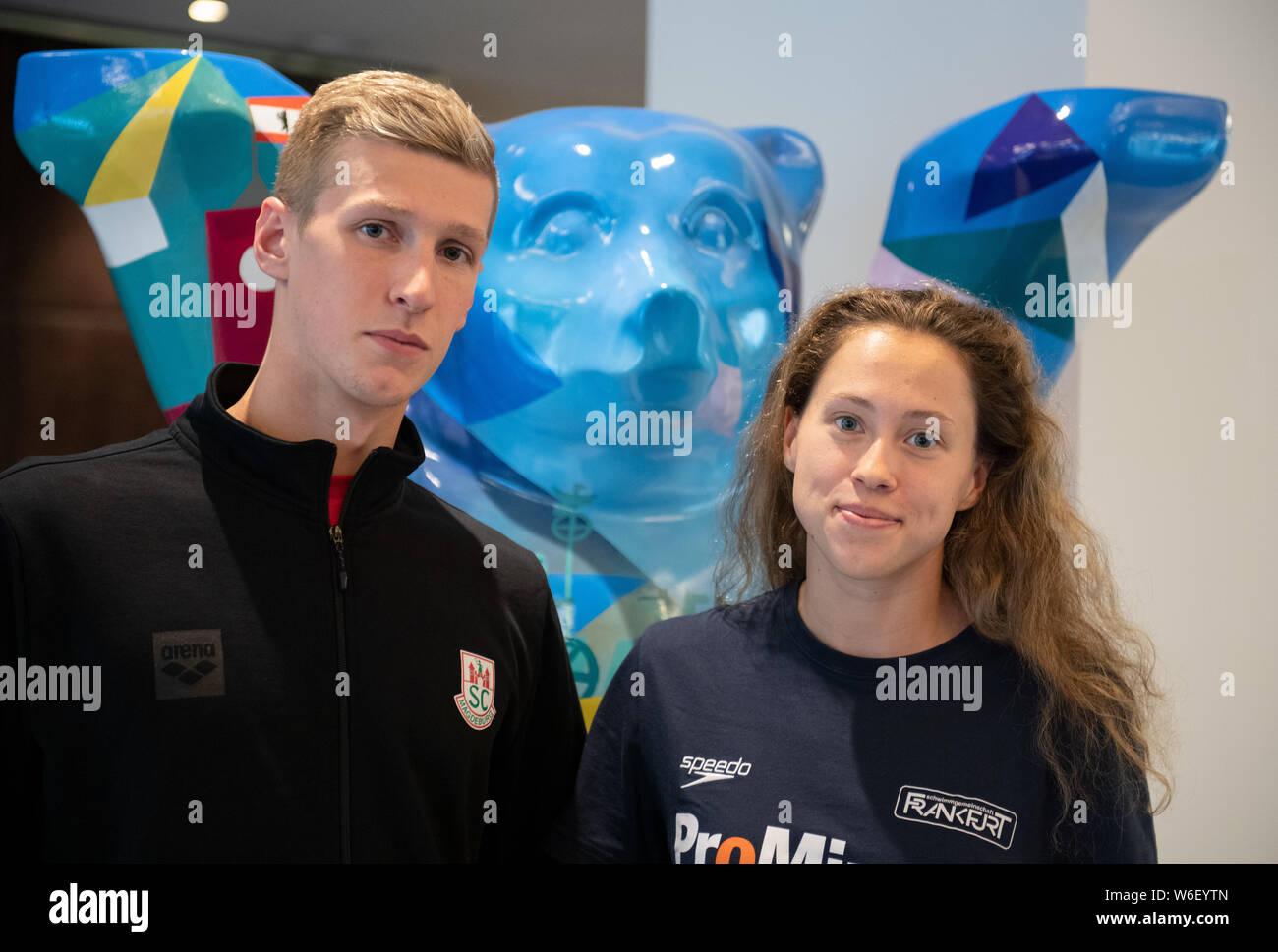 Berlin, Germany. 01st Aug, 2019. Swimming: German Championship: Florian  Wellbrock and his girlfriend Sarah Köhler are