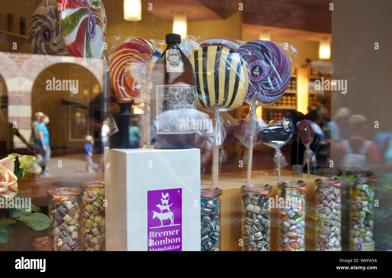 Bremen, Germany - Shop window f Bremer bonbon manufaktur on Bottcherstrasse  in old town Stock Photo - Alamy