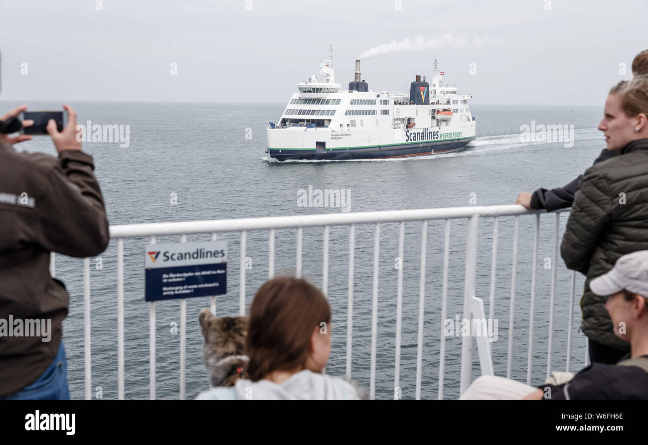 Puttgarden, Germany. 01st Aug, 2019. The Scandlines ferry Prinsesse Benedikte runs on the Baltic