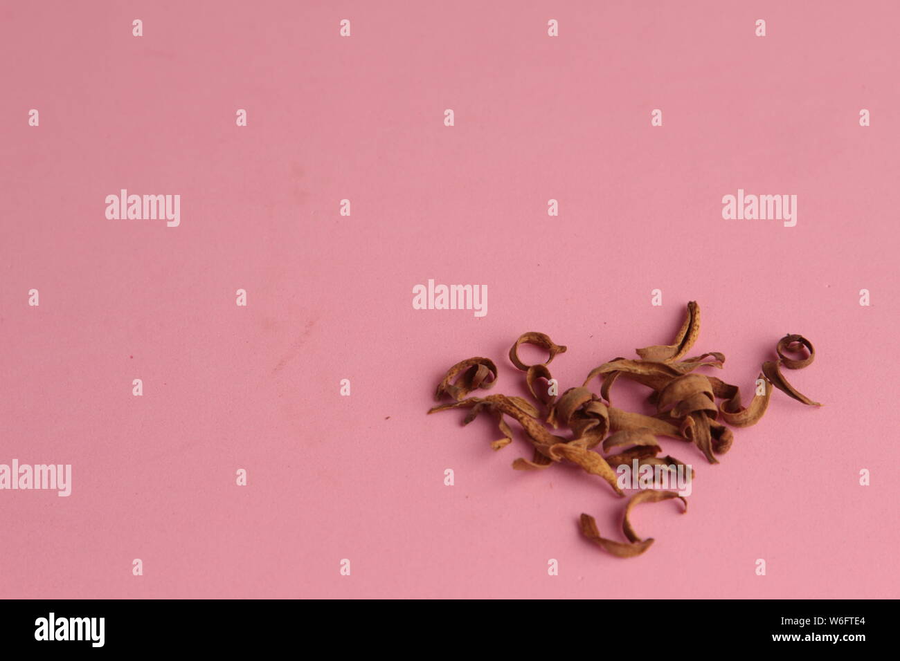 dried orange blossom leaves ideal for cocktails Stock Photo Alamy