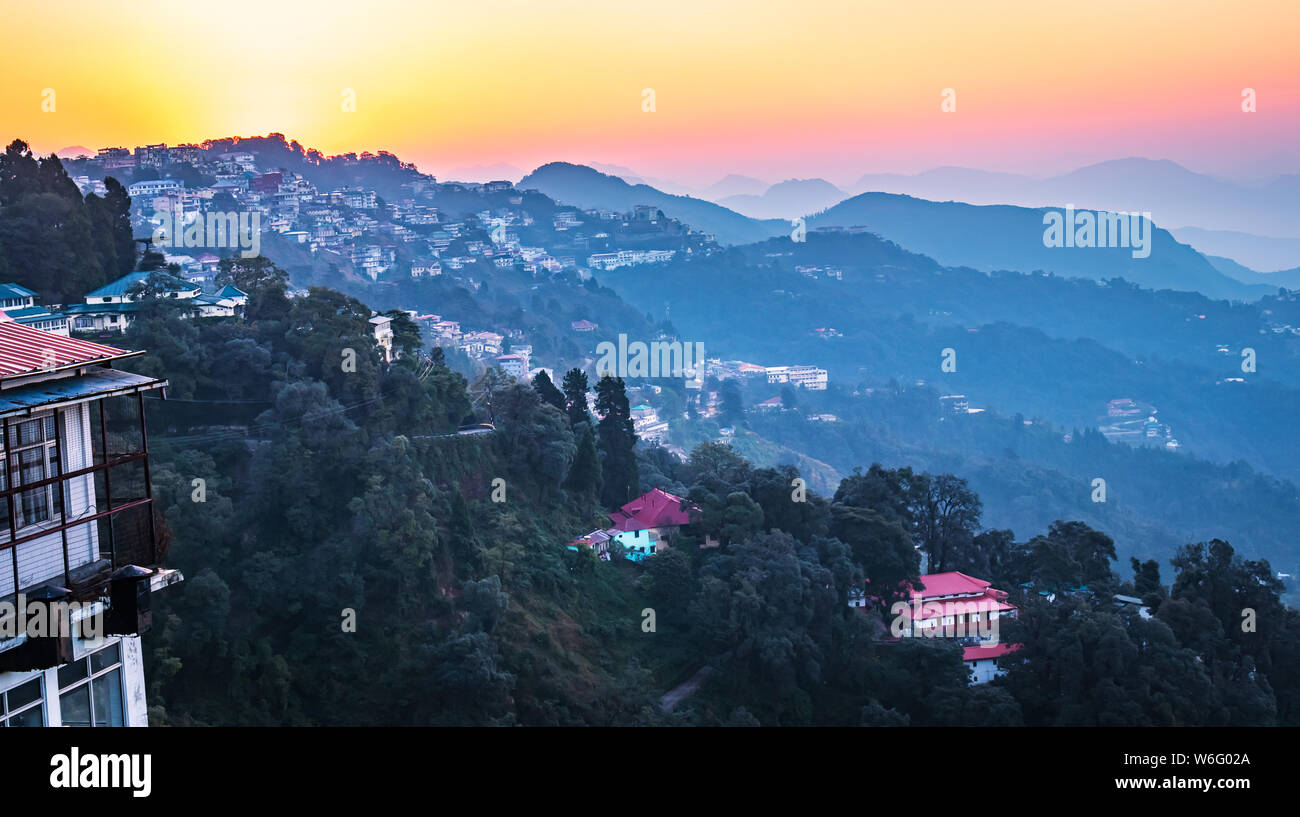 Amazing Sunrise in mountains Mussoorie in India Uttarakhand, wallpaper ...