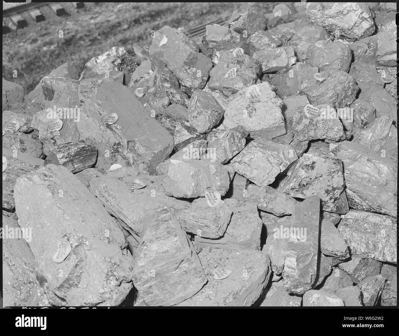 Coal produced by these two mines is labeled. Black Mountain Corporation, 30-31 Mines, Kenvir, Harlan County, Kentucky. Stock Photo