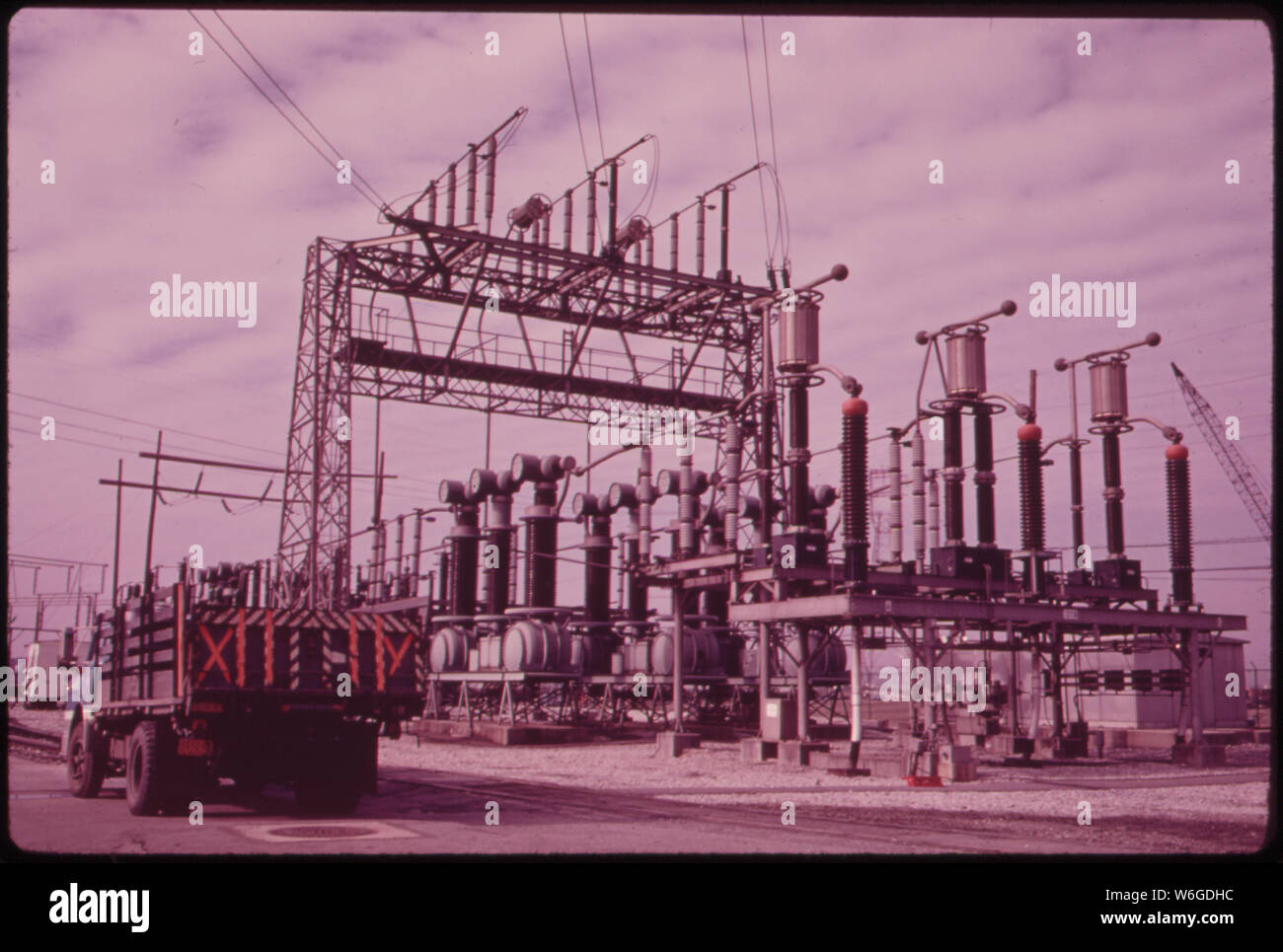 ELECTRIC POWER STATION, BUILT ON MARSHLAND ON STATEN ISLAND Stock Photo