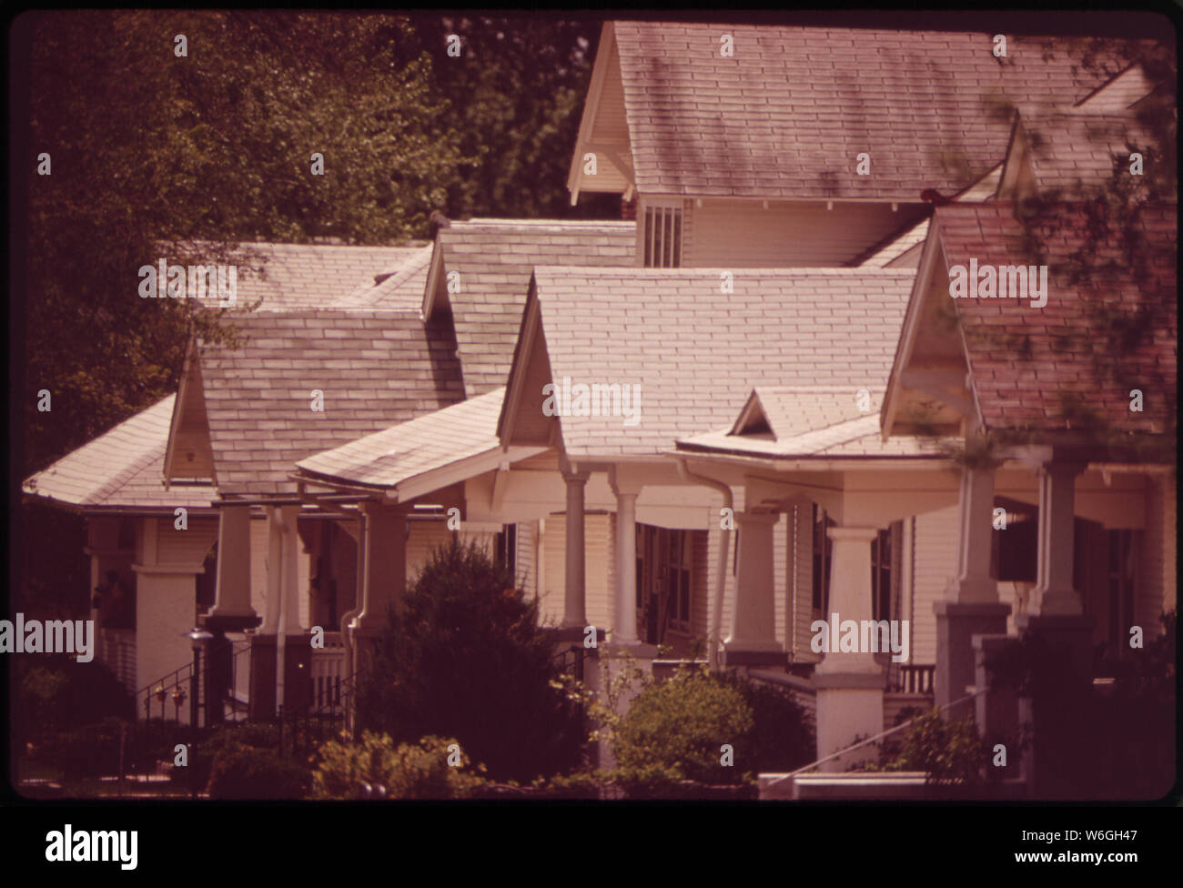 Early 19th century town houses hi-res stock photography and images - Alamy