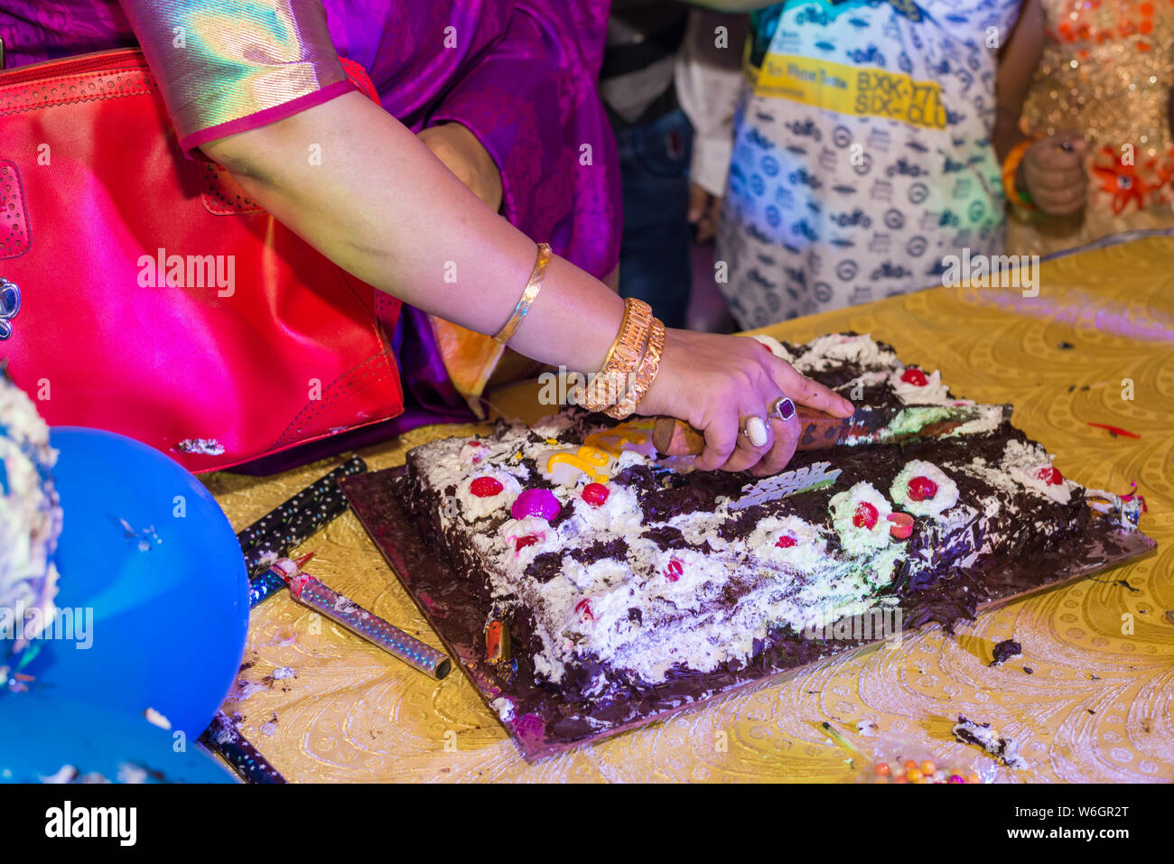 Rectangle Birthday Cake High Resolution Stock Photography and Images ...