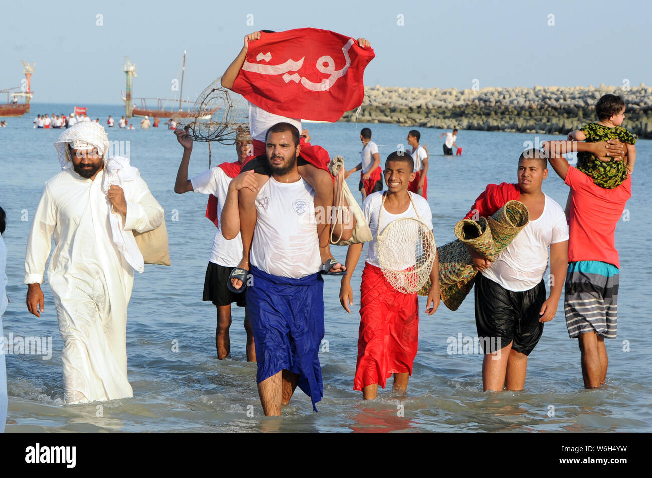 Pearl diving kuwait hires stock photography and images Alamy