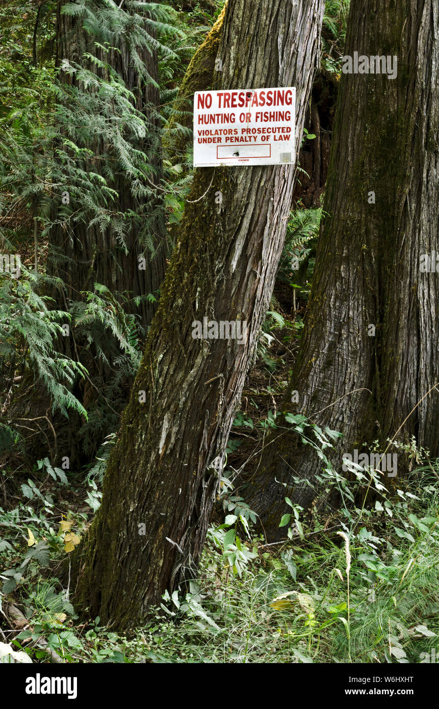 OR Douglas Co., Sutherlin Area. A "No Trespassing" sign marks the