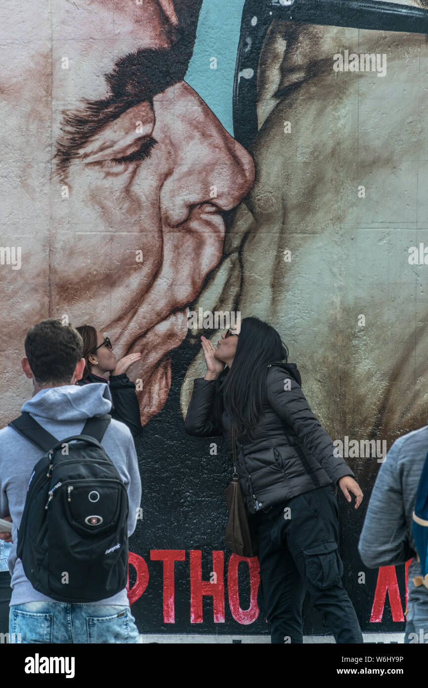 BERLIN, GERMANY September 26, 2018 Tourists taking pictures near the