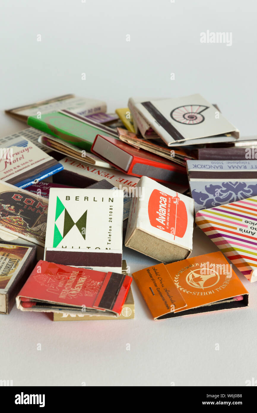 Old matches vintage matchbox hires stock photography and images Alamy