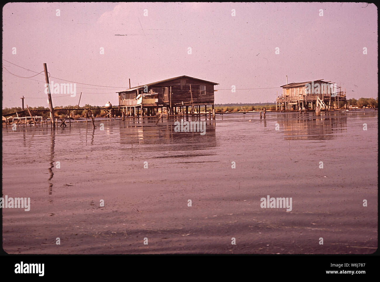 LOUISIANALAKE PONTCHARTRAIN; General notes Shows stilt houses in the