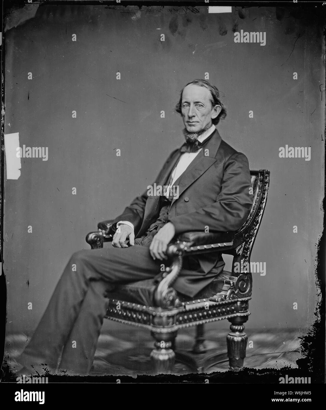 Mr bragg hi-res stock photography and images - Alamy