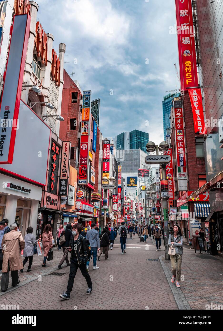 Pedestrian zone, shopping street, shopping street with lots