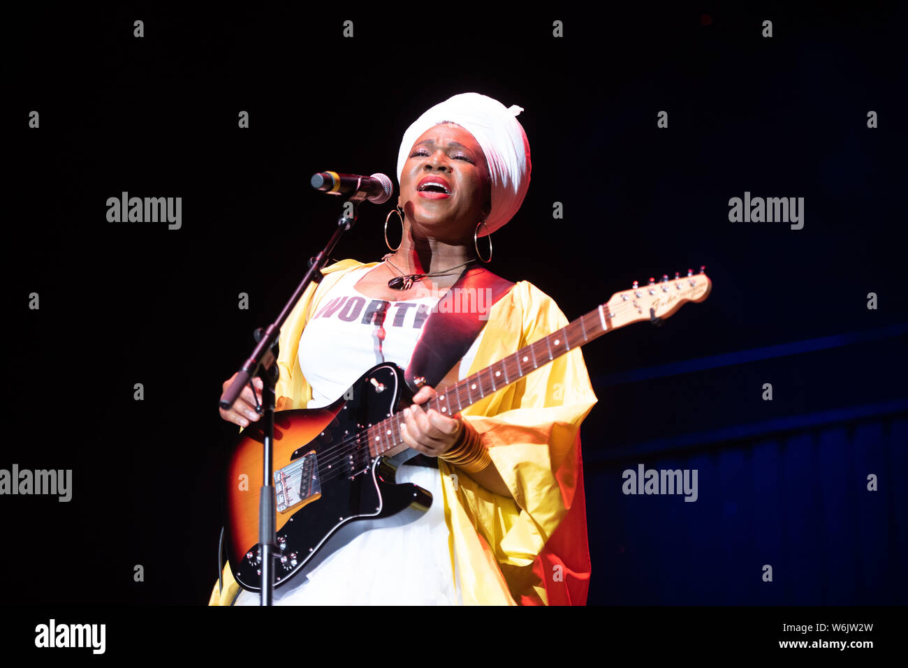 August 1, 2019, Philadelphia, Pennsylvania, U.S: Four time Grammy Award winner, singer, songwriter, INDIA ARIE, performing at the Dell Music Center's essence of entertainment concert in Philadelphia PA (Credit Image: © Ricky Fitchett/ZUMA Wire) Stock Photo