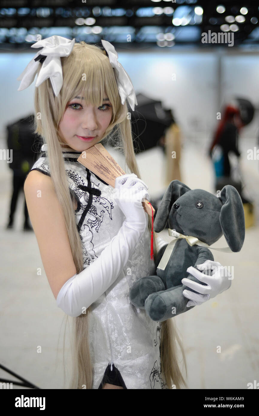 Sad Cat Dance Meme  Kasugano Sora cosplay by Shorinya : r/cosplayers