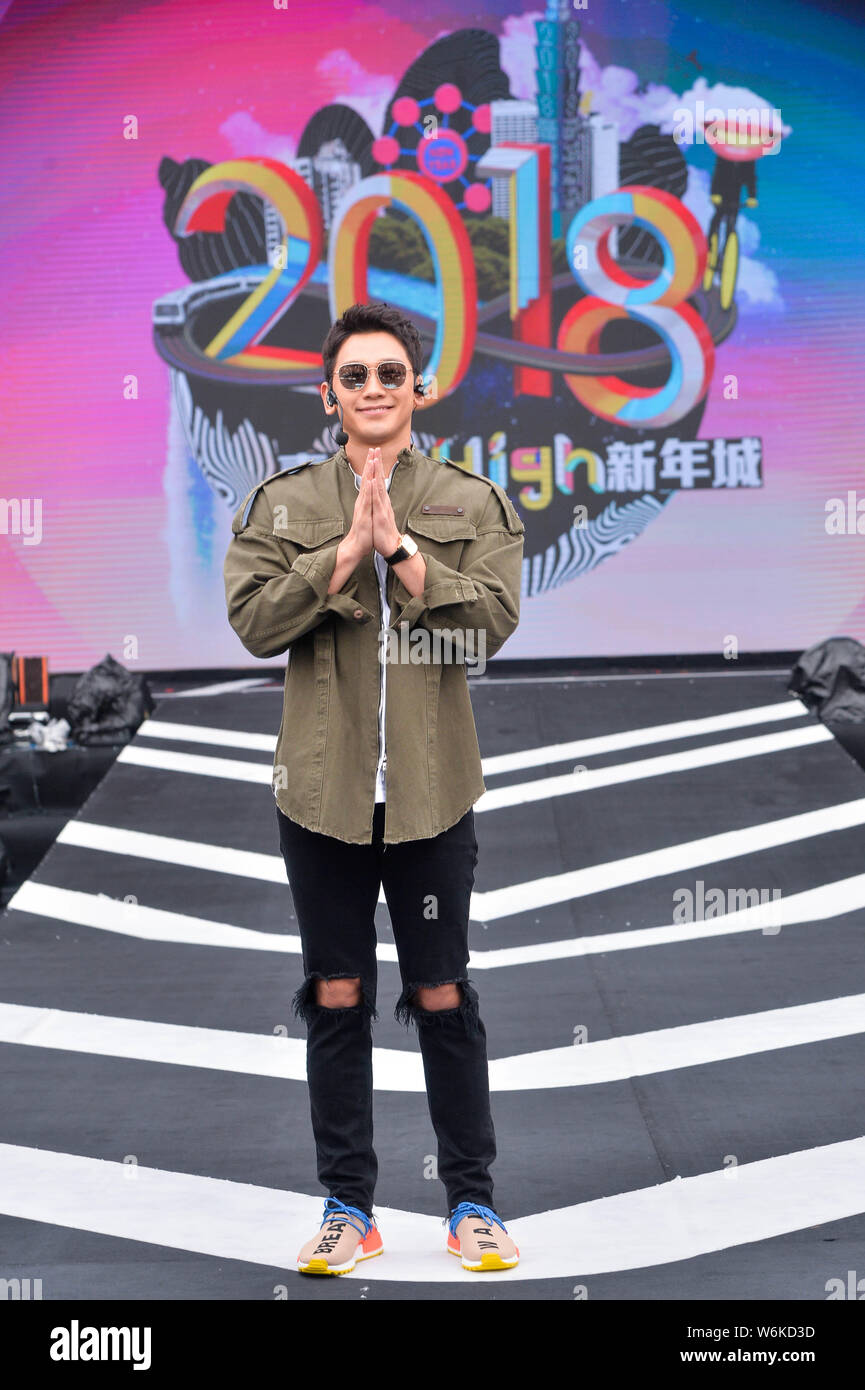 TAIWAN OUTSouth Korean singer-songwriter and actor Jung Ji-hoon