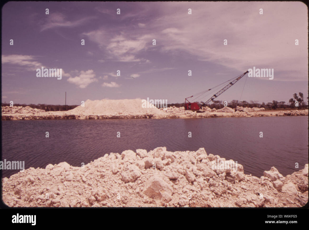 SCENE ACROSS A CHANNEL DUG BY A DRAGLINE AT NORTH KEY LARGO. THIS PROCEDURE IS REGULATED BY THE STATE GOVERNMENT, BUT MANY ABUSES HAVE BEEN DOCUMENTED BY THE MIAMI PRESS Stock Photo