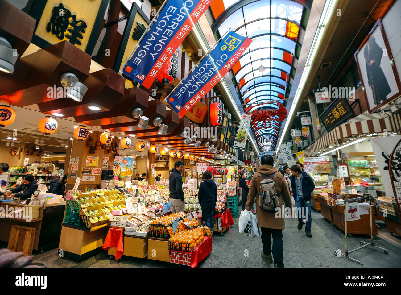 Customers Shop At The Kuromon Ichiba Market In Osaka Japan 19 November 17 Kuromon Ichiba Is A Lively Covered Market Which Stretches For 580 Met Stock Photo Alamy