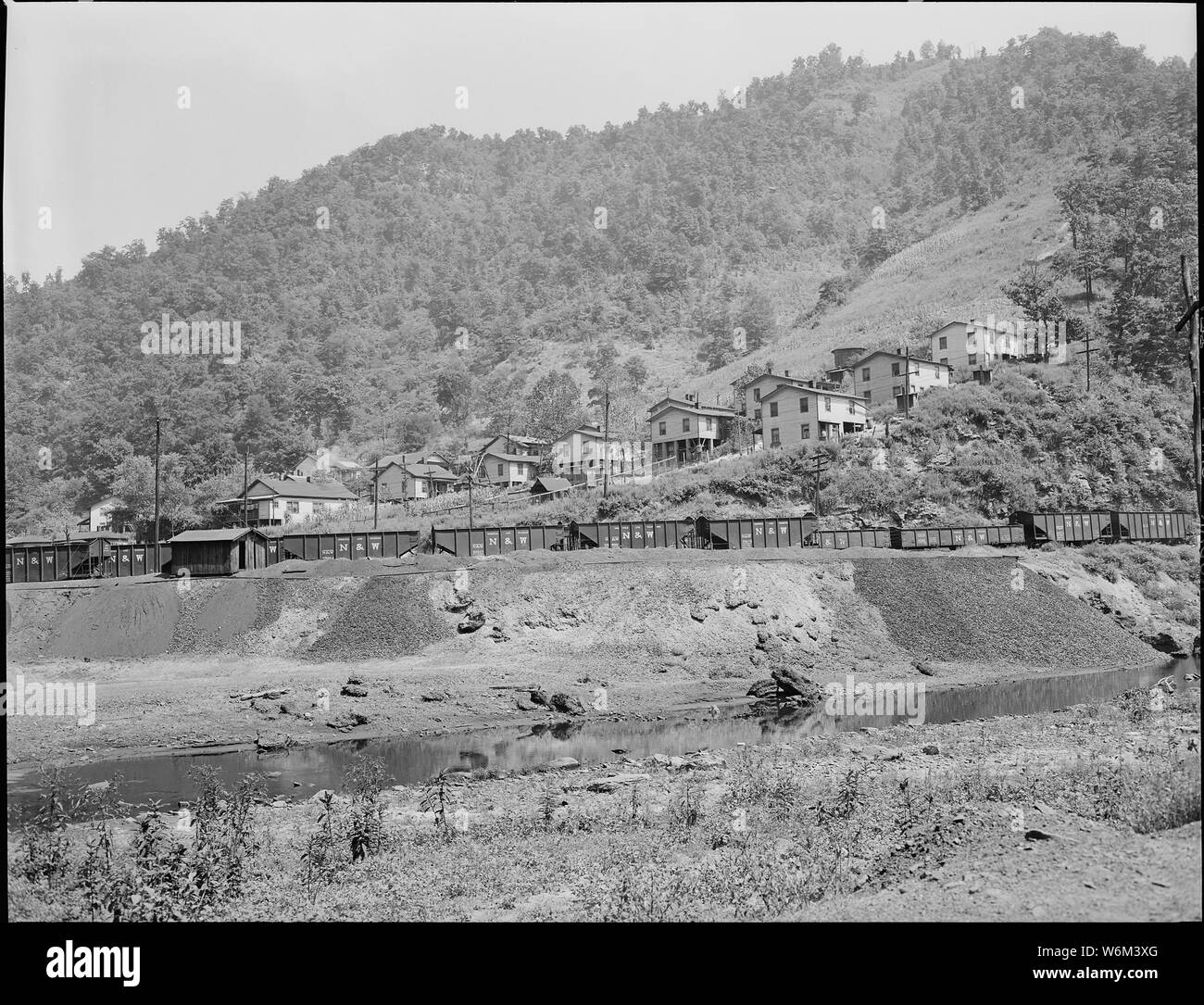 Slate dump, railroad yards and company housing project, Southern Coal