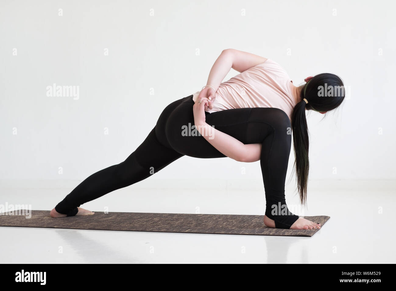 yoga side angle