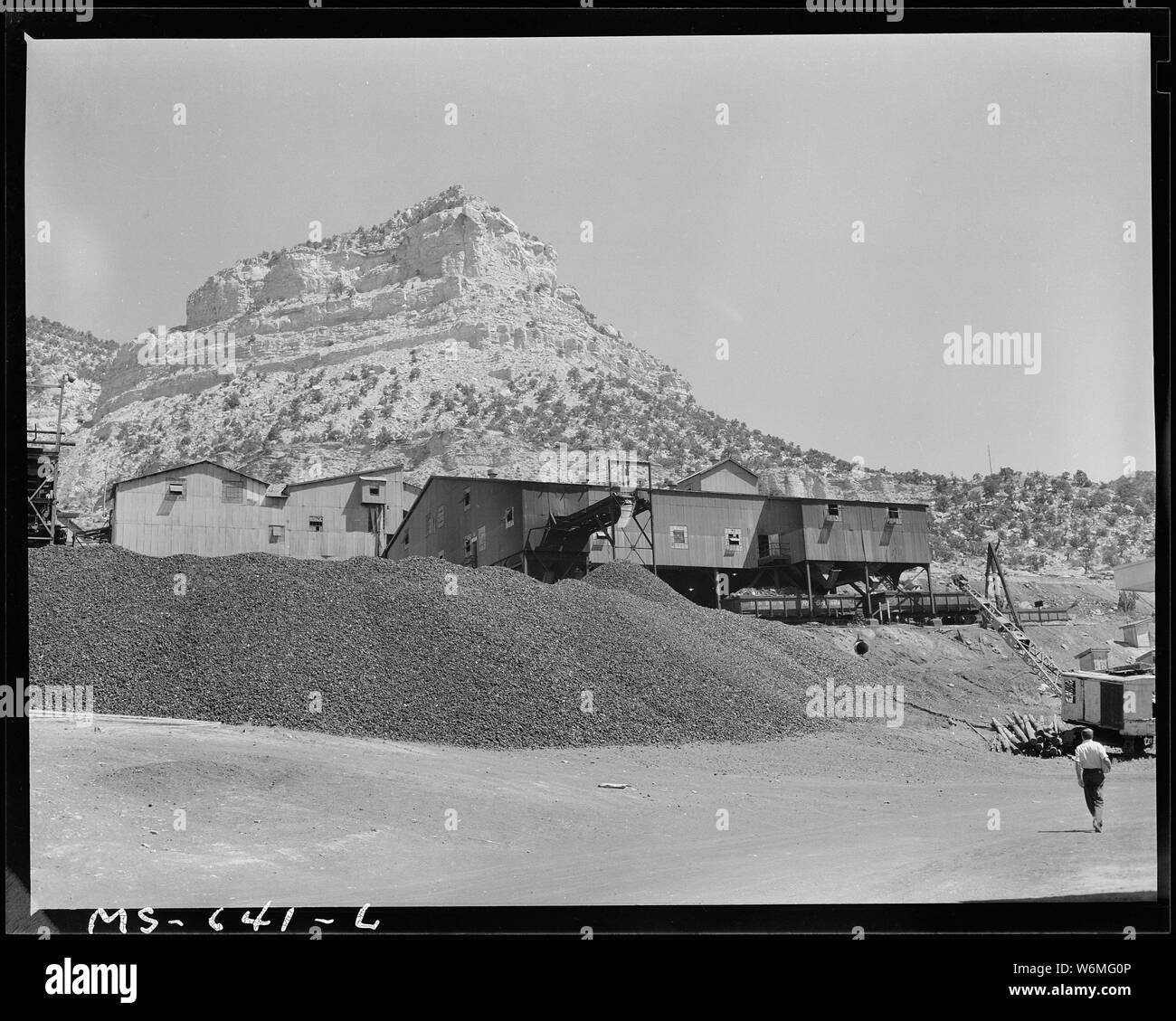 Tipple of the mine surrounding country independent coal coke company hi