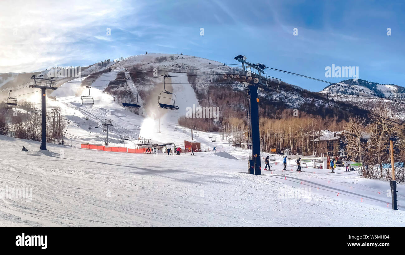 Panorama snowy ski resort hi-res stock photography and images - Alamy