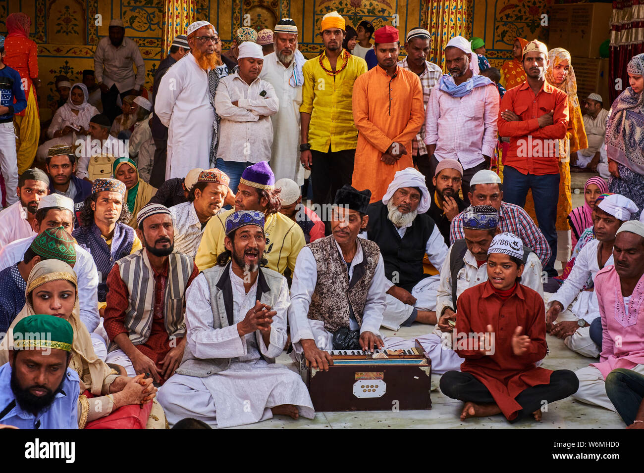 Qawwali hi res stock photography and images Alamy Qawwali hi res stock photography and images Alamy