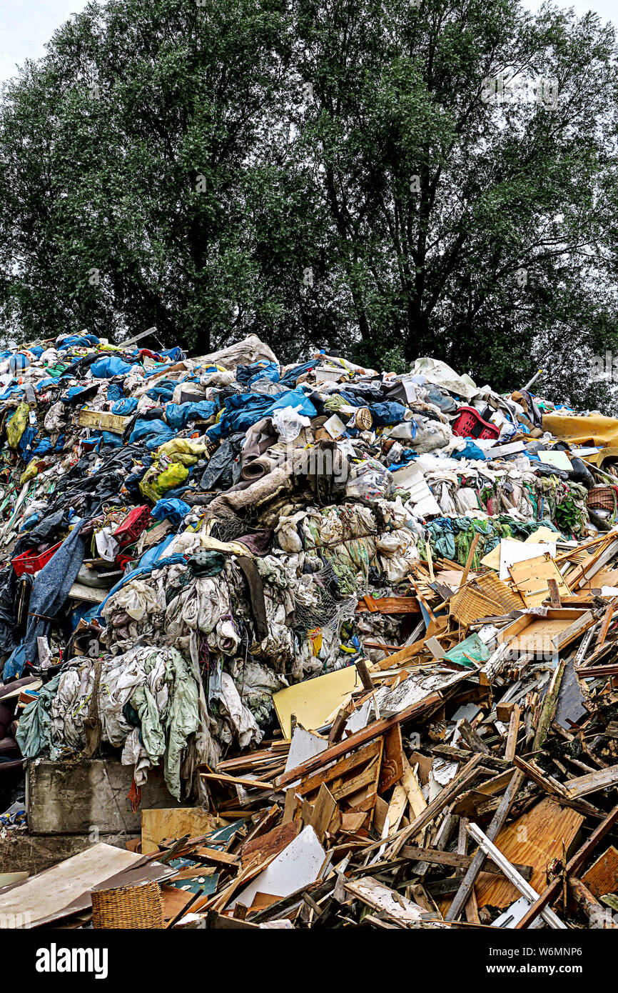 garbage dump garbage of prosperity society Stock Photo - Alamy