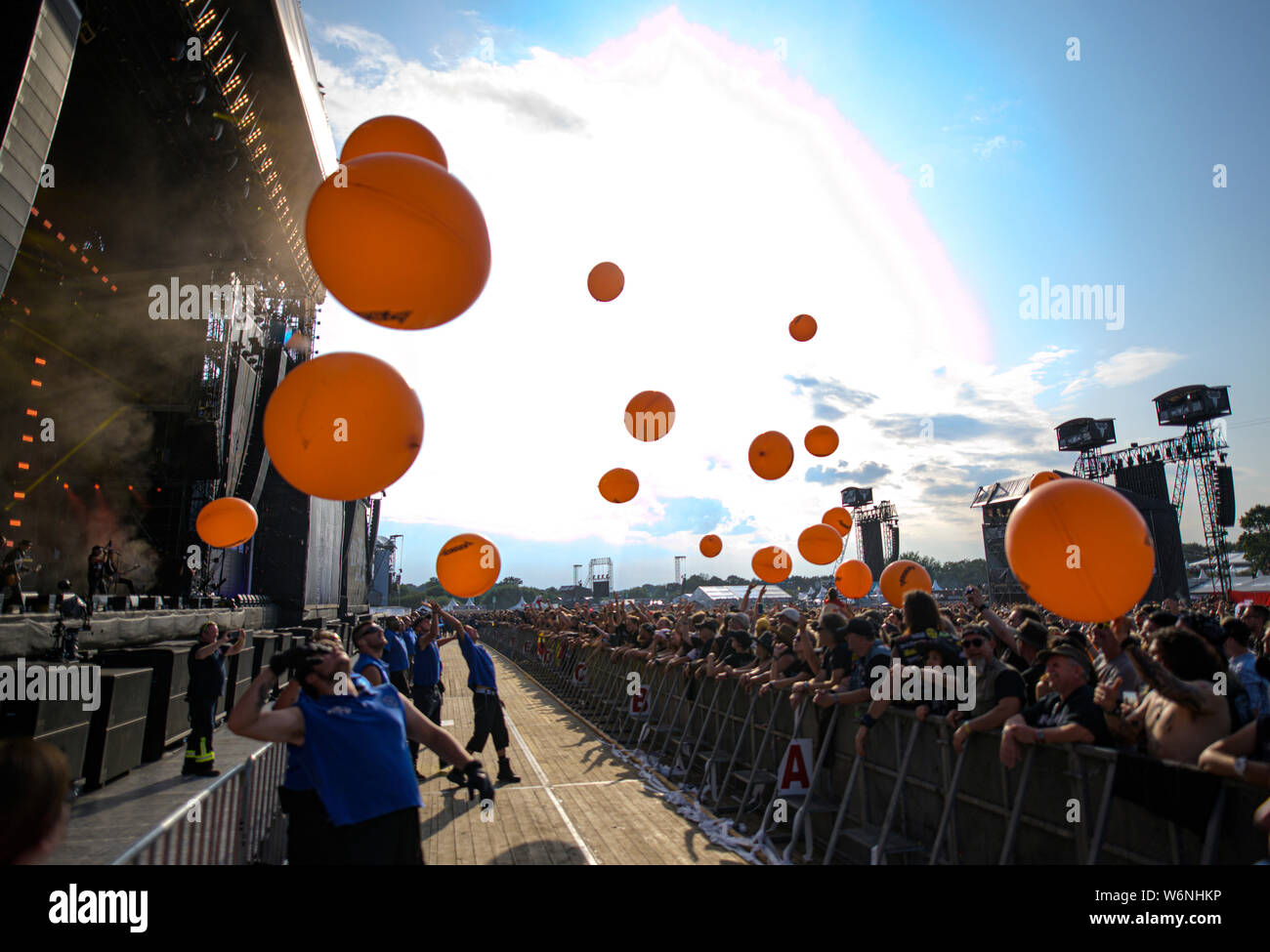 Wacken Germany 02nd Aug 2019 Balloons Fly From The Stage Over