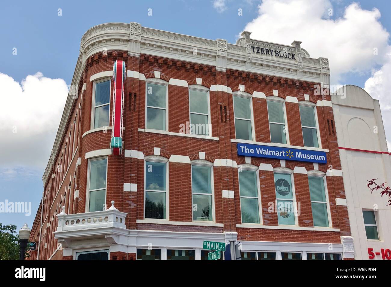 Walmart store arkansas hires stock photography and images Alamy