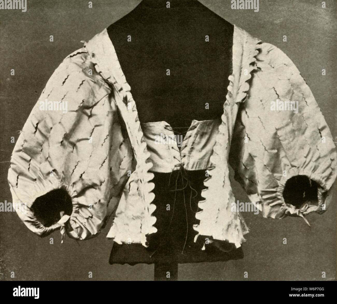 Slashed sleeves hires stock photography and images Alamy