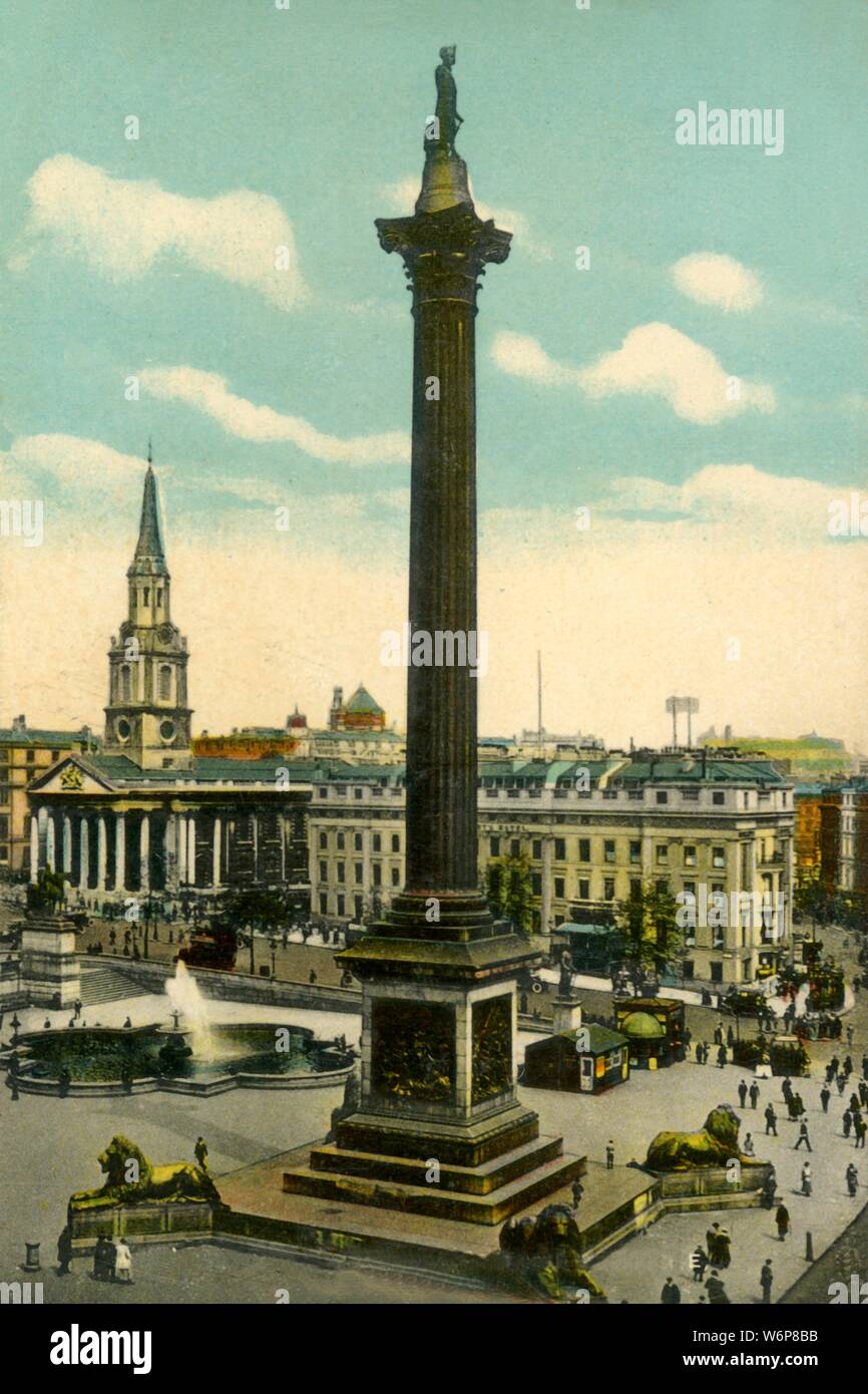 Postcard Trafalgar Square at night (London UK) c.1910s Postcard Trafalgar Square at night (London UK) c.1910s