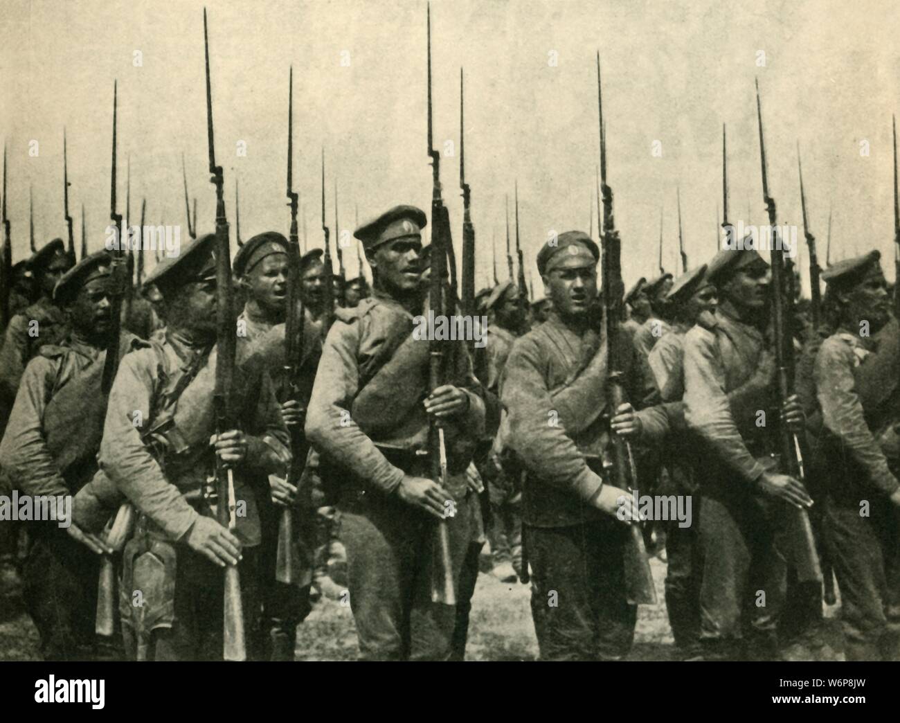 Russian soldiers, First World War, 1914, (c1920). 'Russia renews her Pledge: the famous Foncorijski Regiment giving three cheers for Britain's King'. From &quot;The Great World War - A History&quot; Volume IV, edited by Frank A Mumby. [The Gresham Publishing Company Ltd, London, c1920] Stock Photo