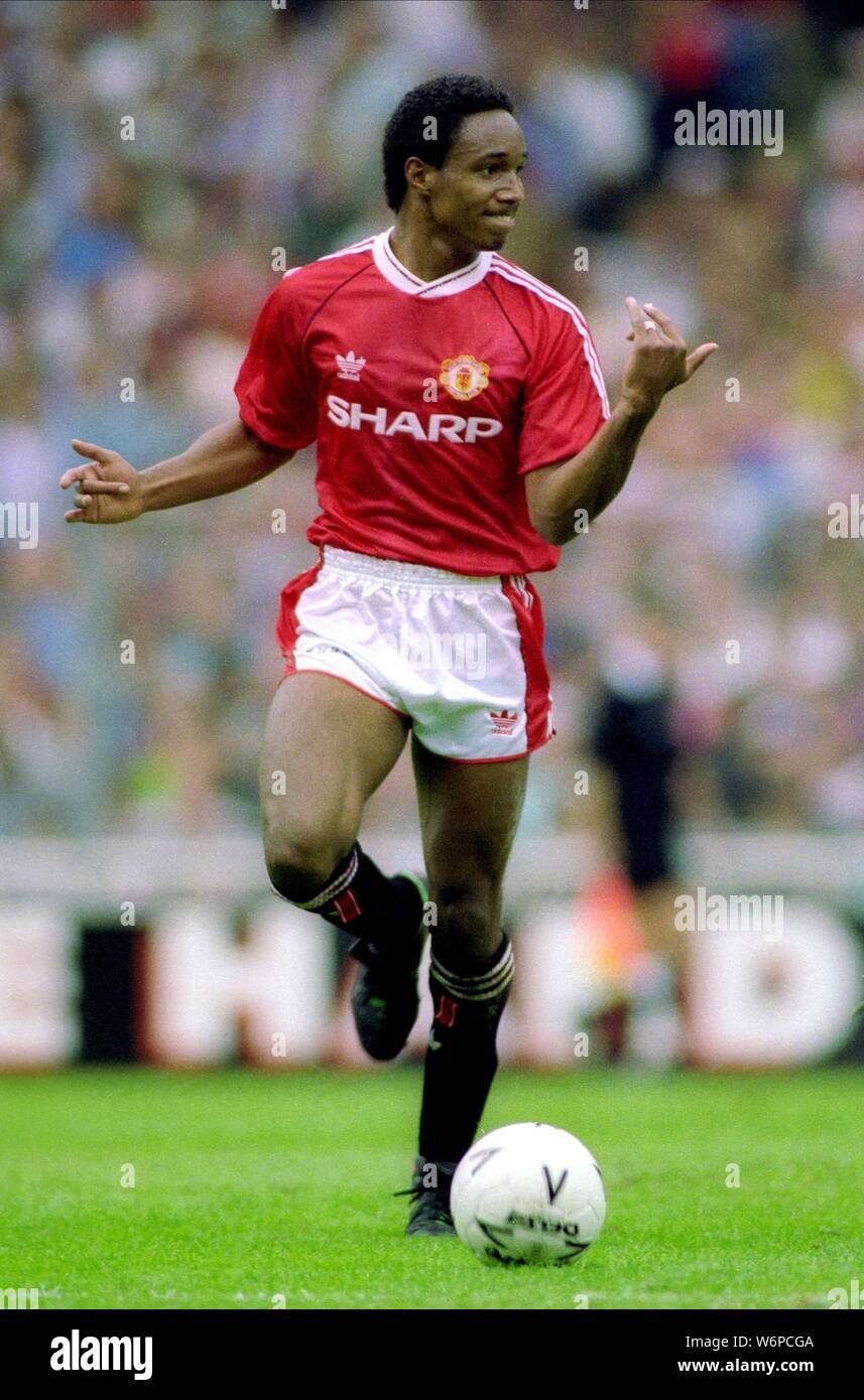 PAUL INCE, MANCHESTER UNITED FC, 1990 Stock Photo Alamy