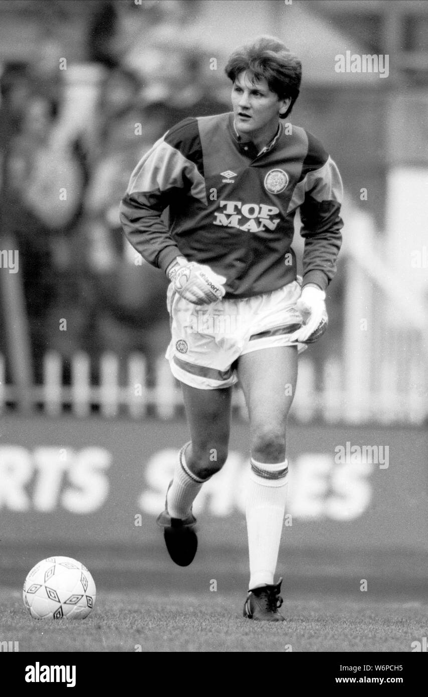 JOHN LUKIC, LEEDS UNITED FC, 1990 Stock Photo Alamy