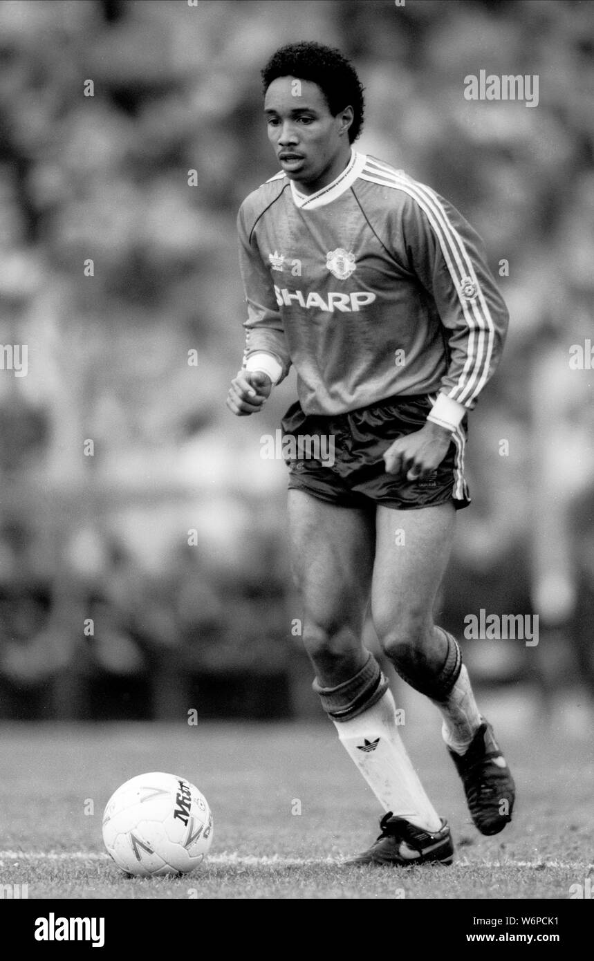 PAUL INCE, MANCHESTER UNITED FC, 1990 Stock Photo Alamy