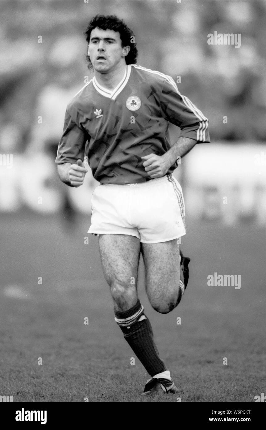 ALAN MCGLOUGHLIN, REPUBLIC OF IRELAND and SOUTHAMPTON FC, 1990 Stock Photo