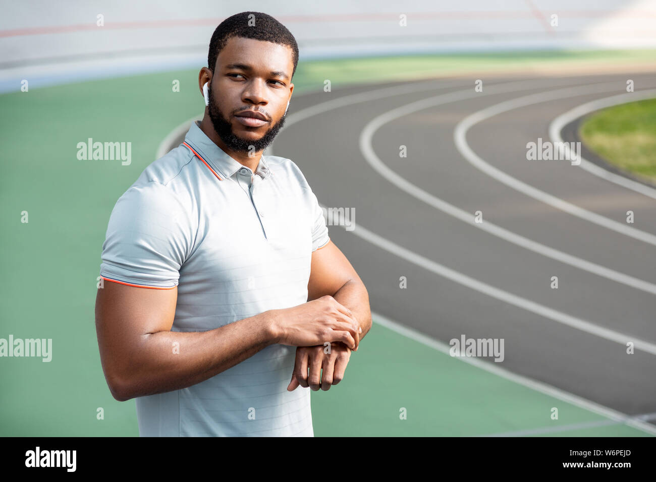 African american sportsman looking hi-res stock photography and images ...