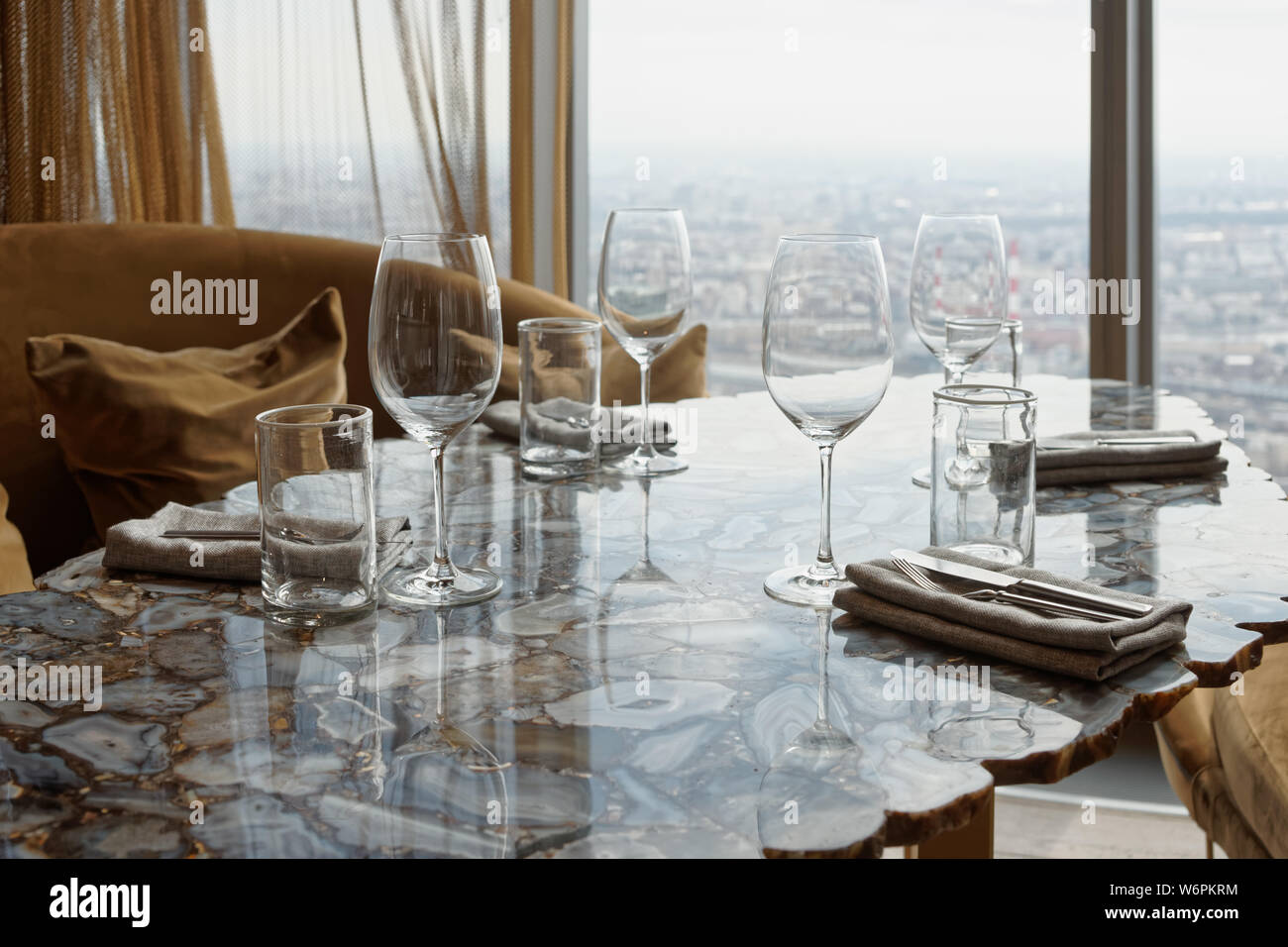 Place setting in an expensive restaurant Stock Photo Alamy