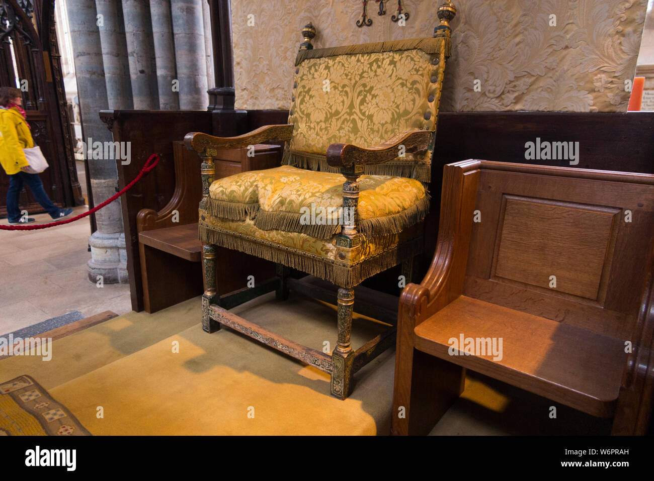 Throne Chair Stock Photos Throne Chair Stock Images Alamy