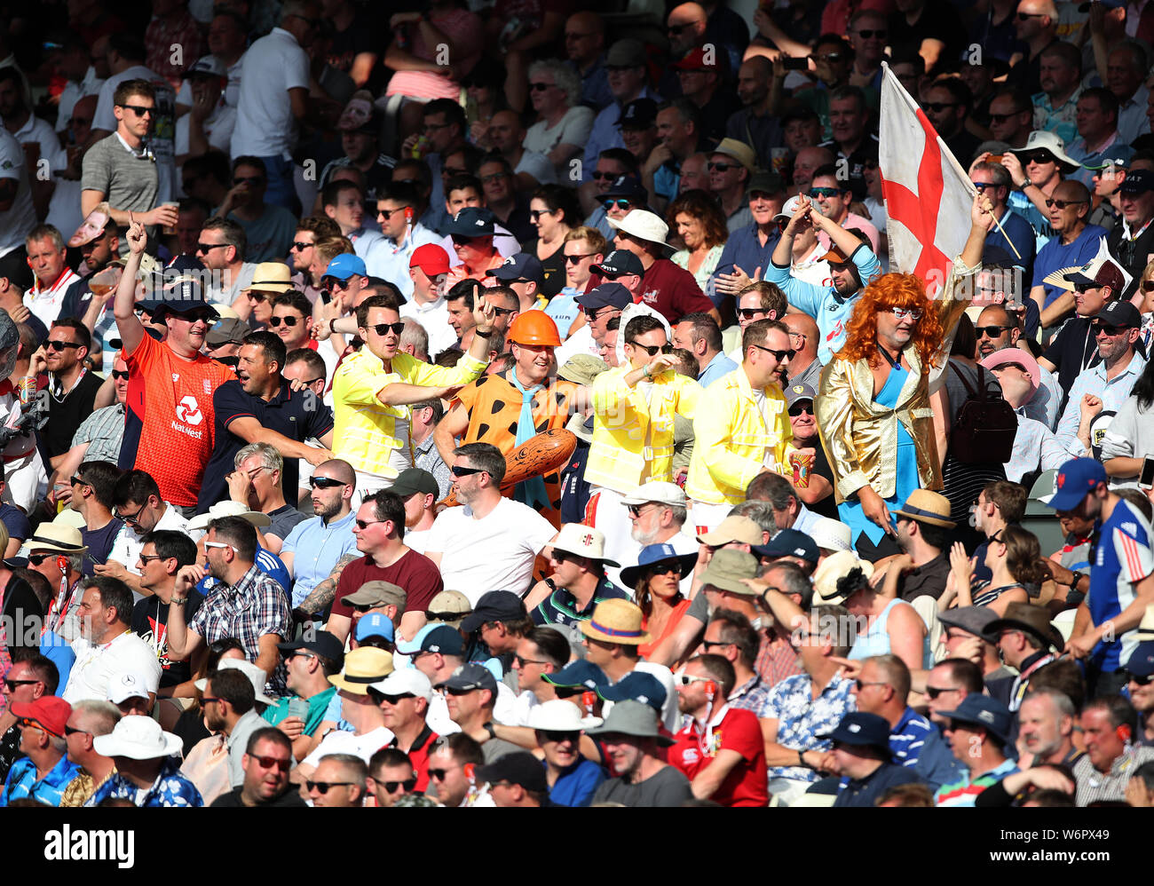 Conga line hires stock photography and images Alamy